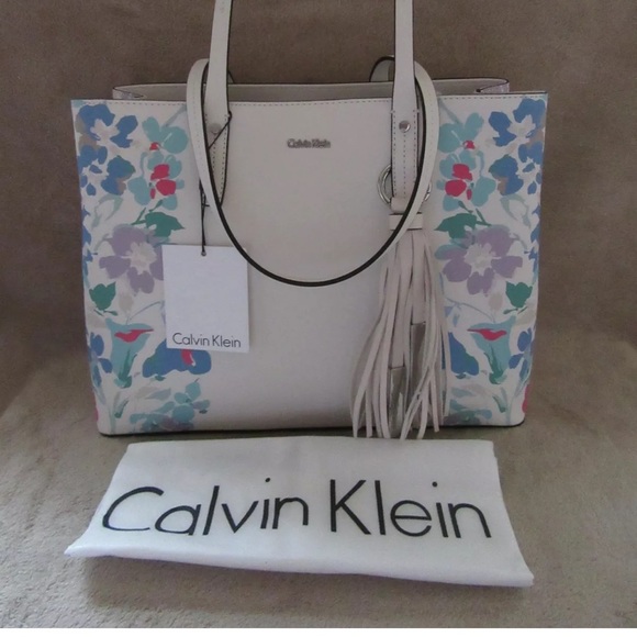 Calvin Klein tote - Picture 7 of 7